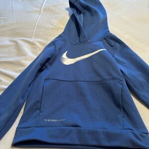 3 Nike Boys Hoodies